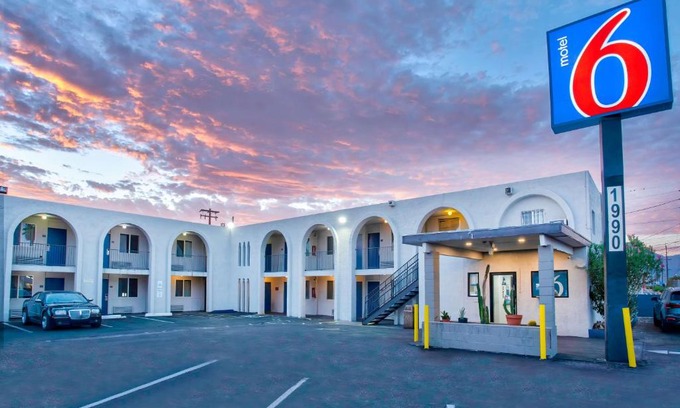 Tucson Hotel | Motel 6 Tucson, AZ - East Williams Center