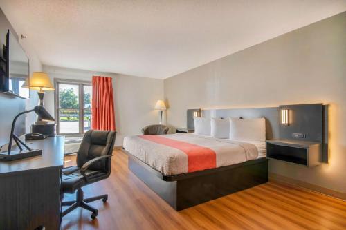 Walton Hotel | Motel 6 Walton, KY - Richwood - Cincinnati Airport South