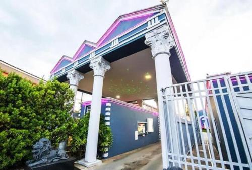 Orleans Hotel | Motel My Garden 3