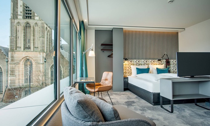 Stadsdriehoek Hotel | Motel One Rotterdam