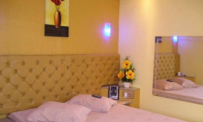 Cinquentenario Hotel | MOTEL RED LOVE