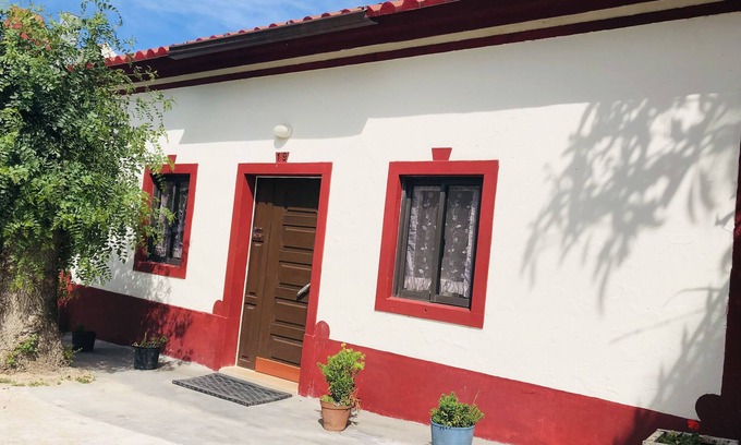Caldas da Rainha Cottage | Mother Home-Carril