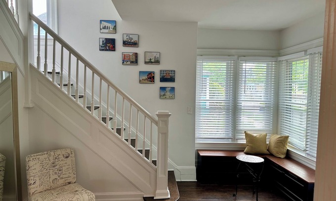 Detroit House | Motown in the Village: A Charming home in the heart of Detroit