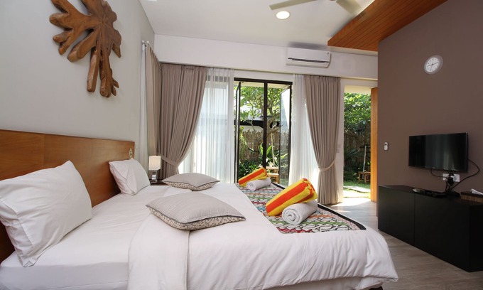 Grogol Utara Villa | Motown Studio (CoHaus)