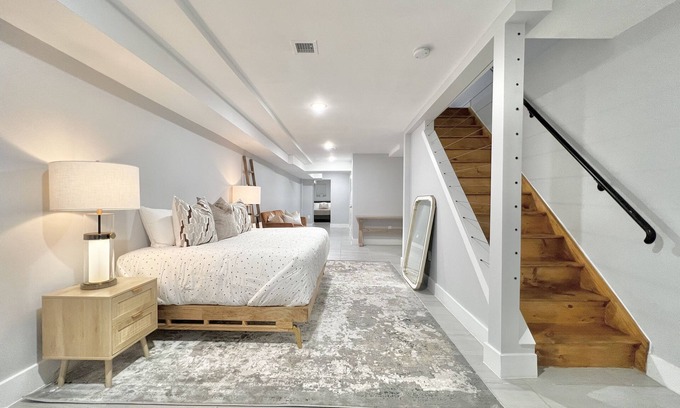 Mott Haven Apartment | Mott Haven BRAND NEW Private HOME 2 baths