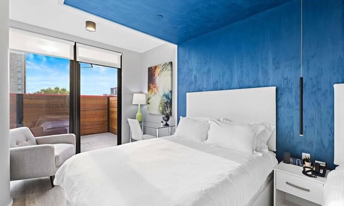 Port Morris Hotel | Mott Haven Studio 2Q Bal BR | Easy access to I-87