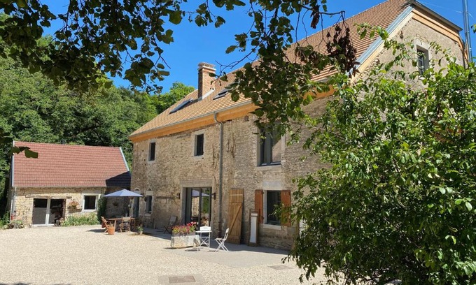 Fretigney-et-Velloreille Bed & Breakfast | Moulin de la Rouchotte