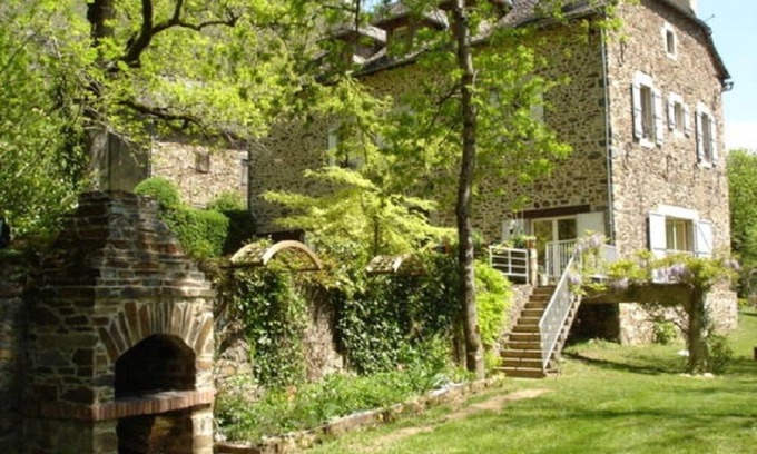 Tauriac-de-Naucelle House | MOULIN DU GO: Unique place between Aveyron and Tarn - 10 Pers