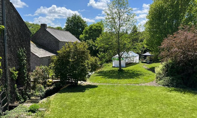 Saint-Just House | MOULIN Menhirs & nature reserve