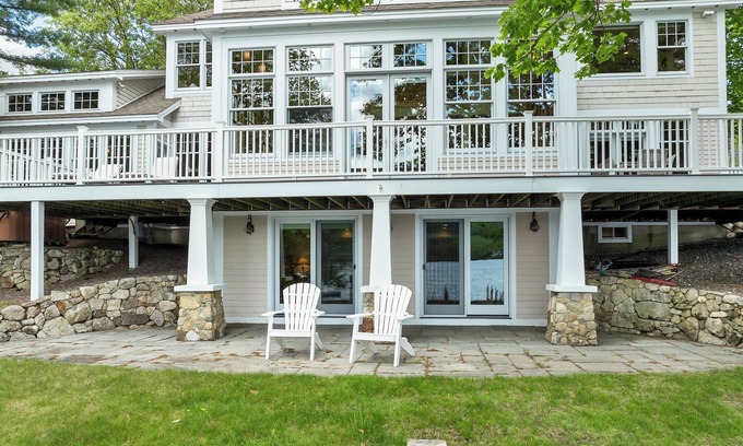Moultonborough House | Moultonborough waterfront with amazing sunset views sleeps 12