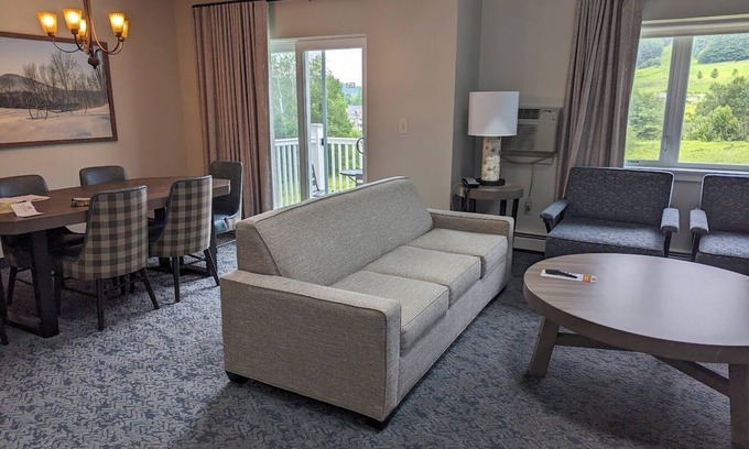 Brownsville Resort | Mount Ascutney Beautiful 1 Bedroom Resort In Brownsville Vermont an IHG Vacation