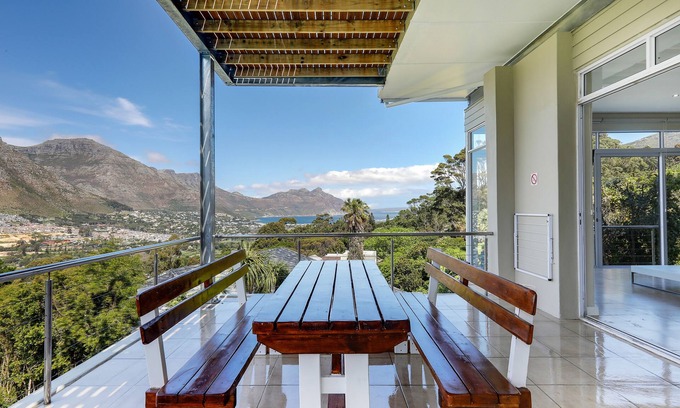 Hout Bay Apartment | Mount Bay