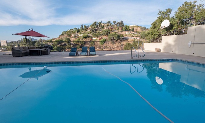 Mount Helix Cottage | Mount Helix Getaway!