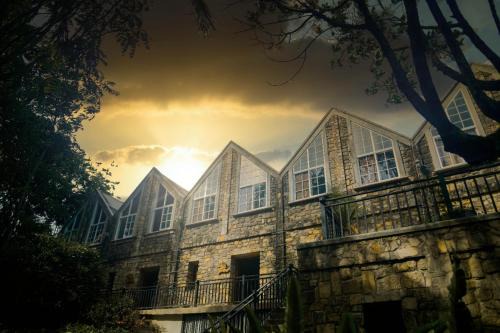 Moragolla Hotel | Mount Royal