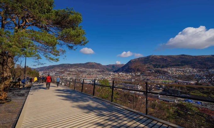 Arstad Apartment | Mount Ulriken Panorama