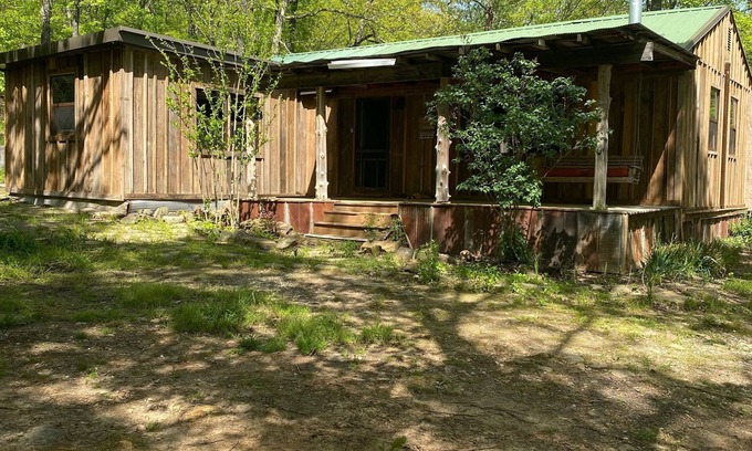 Kingston Cabin | Mountain adventure cabin w/stunning views in the Ozarks.