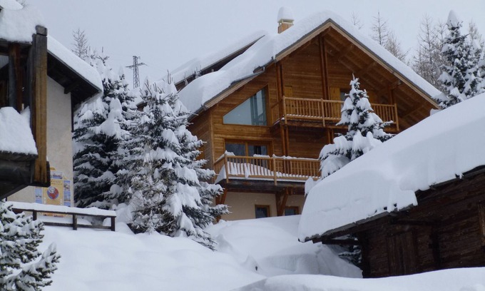 Molines-en-Queyras Apartment | Mountain apartment in Molines en Queyras