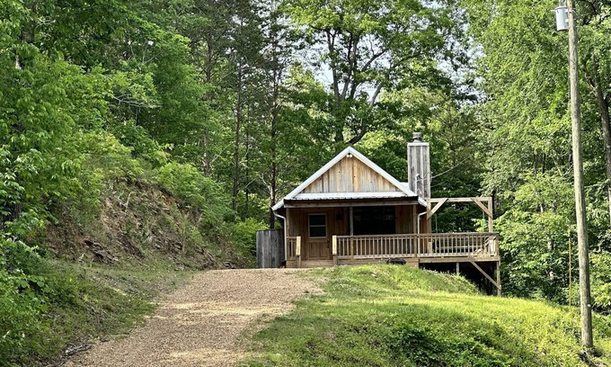 Piedmont Cabin | Mountain Cabin on the Chief Ladiga Bike Path, Terrapin Creek, and Pinhoti Trail