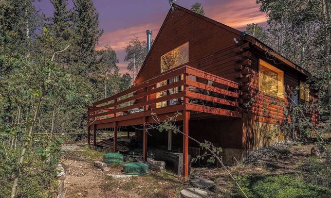Indian Mountain Cabin | Mountain Cabin surrounded by woods and views + Hot Tub