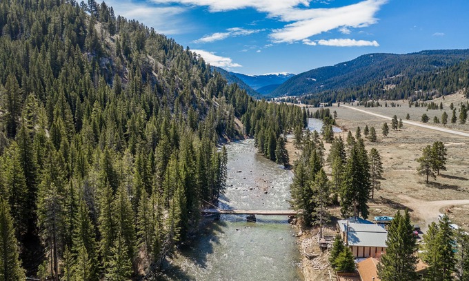 Gallatin Gateway House | Mountain cabin w/a wood burning stove, large deck, & river views - near hiking