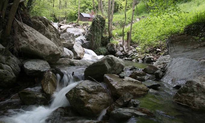 Vilallonga de Ter House | Mountain Chalet- Les pedres