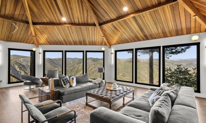 Placerville Ski Chalet | Mountain Chalet with tower, near the lake, hiking and wineries! Pet-friendly