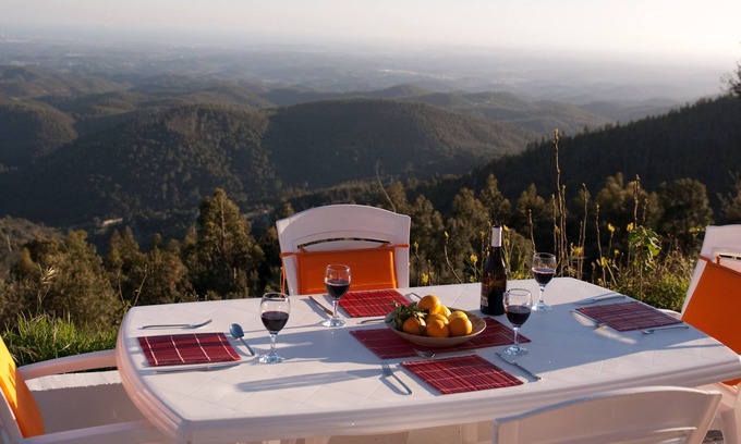 Monchique Cottage | Mountain Cottage with stunning spectacular views, peaceful and safe