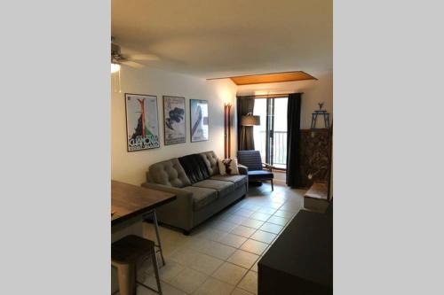 East Kootenay Apartment | Mountain Edge Ski-in Ski-out Condo