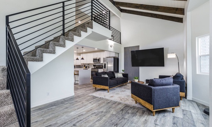Cottonwood Heights House | Mountain Escape! 6Bdrm 9Bed 4 Bth at the Mouth of Big Cottonwood Canyon