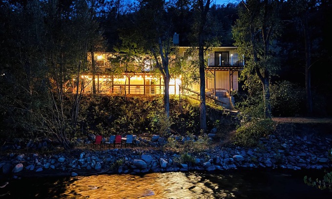 Loveland House | Mountain Escape by the Big Thompson River.