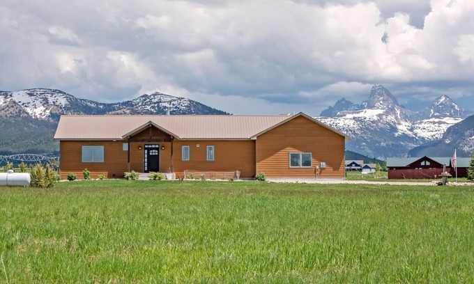 Driggs House | Mountain Family Retreat w/Teton Views + Hot Tub