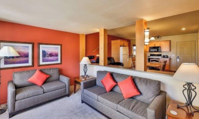 Silvercreek Apartment | Mountain getaway wi-fi pvt hot tub, ski in-ski out! 62