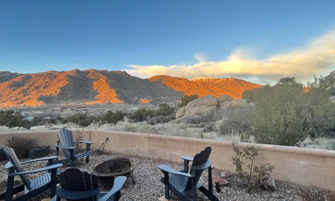 Zuzax House | Mountain house 18 minutes from ABQ airport
