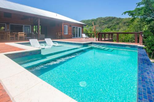 Palmetto Bay Villa | Mountain House Palmetto Bay with Private Pool