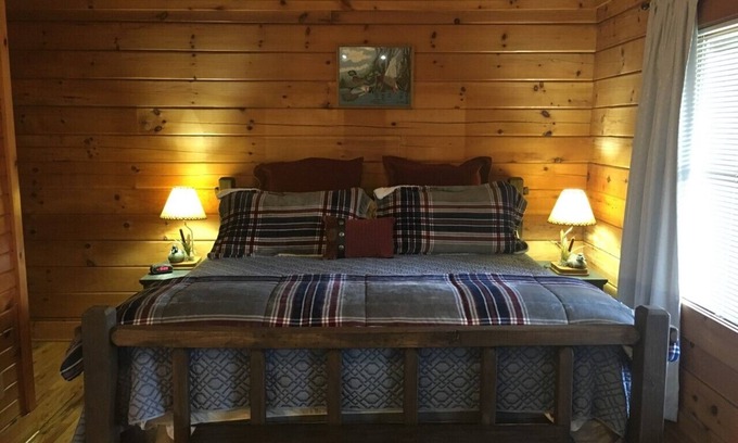 Valley Creek Run House | MOUNTAIN JOY COTTAGES #12 - Feathered Friends