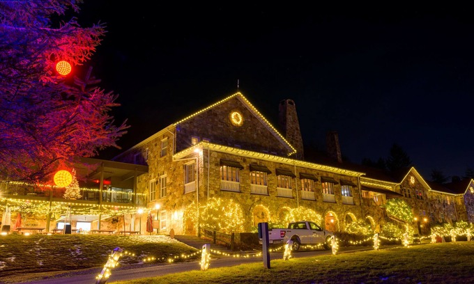 Mountain Lake Hotel | Mountain Lake Lodge