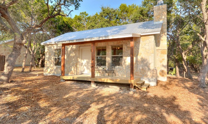 Wimberley Cabin | Mountain Laurel I 2Br Cabin near Square!