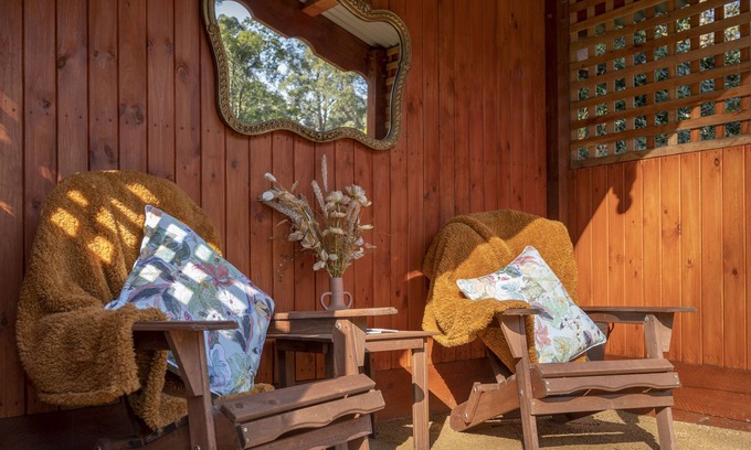 Mount Dandenong Bed & Breakfast | Mountain Lodge