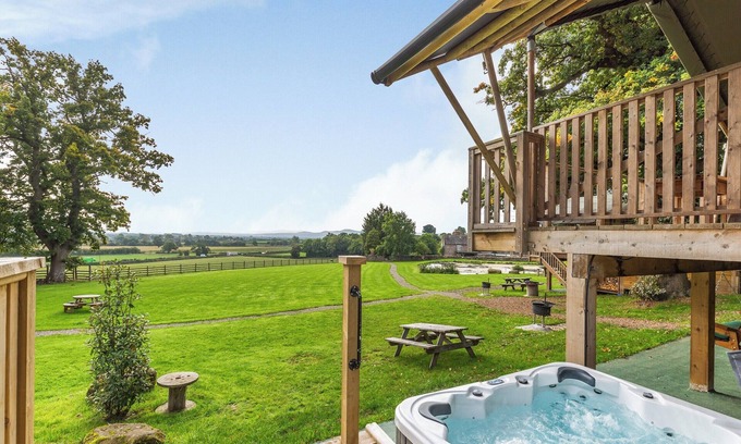 Longford Cottage | Mountain Lodge-UK41053