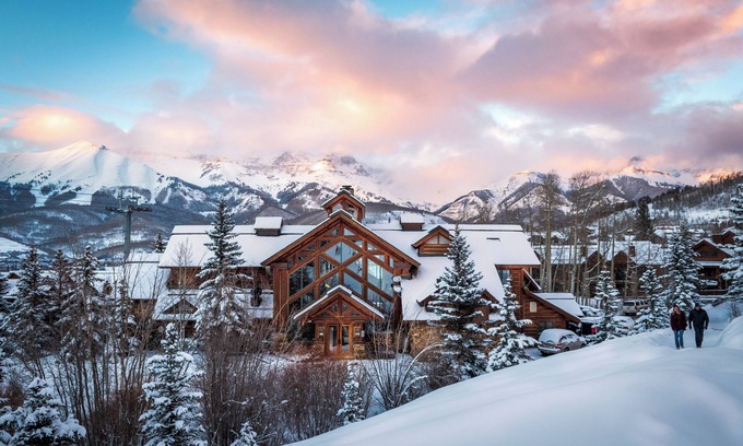 Mountain Village Condo | Mountain Lodge 2 BR Deluxe Condo w/kitchen, gas fireplace & ski in/out