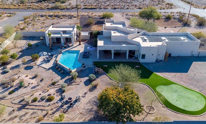 San Tan Valley House | Mountain Majesty Escape: Queen Creek Home w/Pool!