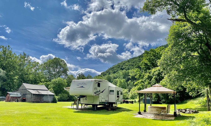 Riverton House | Mountain Mama RV