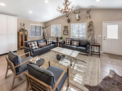 Peoa House | Mountain Meadow Retreat near Park City