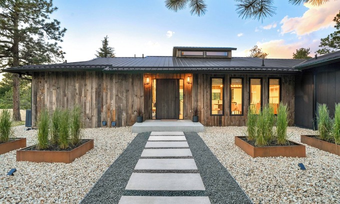Woodmoor House | Mountain Modern Luxe: Gather, Relax, Play – The Ultimate Colorado Stay