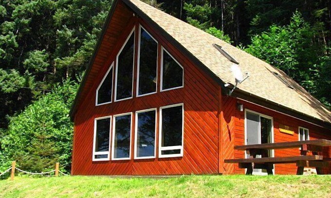 Yachats House | Mountain Pacific Chalet, Where the forest meets the sea!