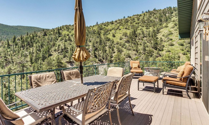 Drake House | Mountain Retreat in Drake w/ Fireplace & Views!