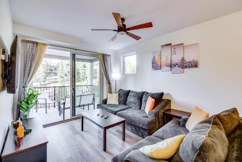 Fraser Apartment | Mountain Retreat in Fraser with Garage and Deck!