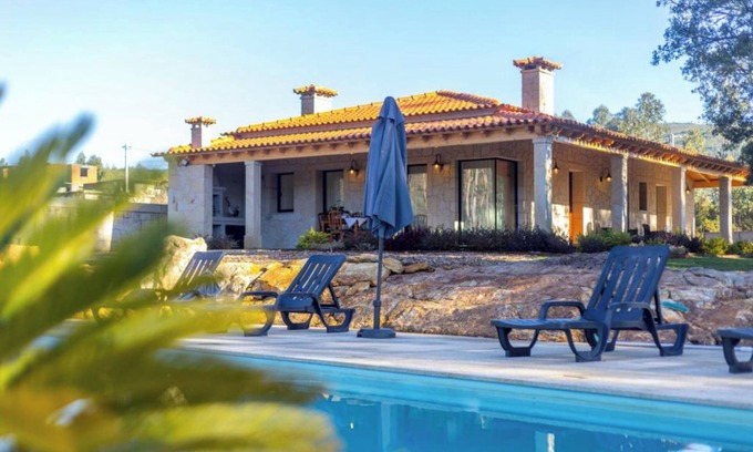 Cabracao House | Mountain retreat Country House - Ponte de Lima - Salt water swimming pool