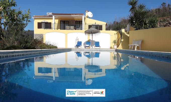 Monchique House | Mountain-side Villa with view to the coast, ideal to relax, complete with Pool.