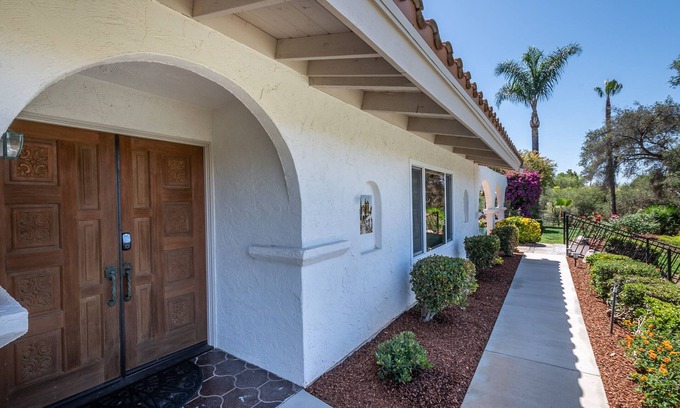 East Canyon House | Mountain Top Getaway w/Pool & Hot tub!